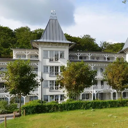Sieben In Ostseebad *